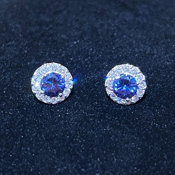 5.32 Carat Tanzanite Diamond Halo Earrings - Picture 2 of 4